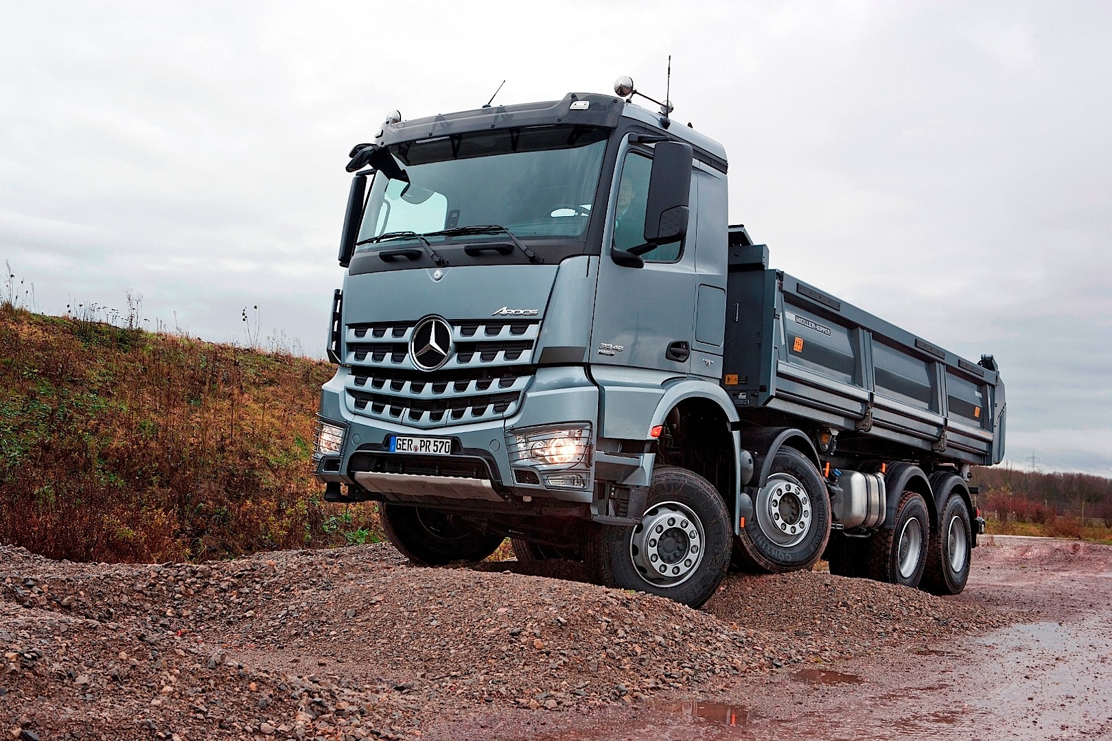 Mercedes-Benz Arocs: forza, efficienza e robustezza!