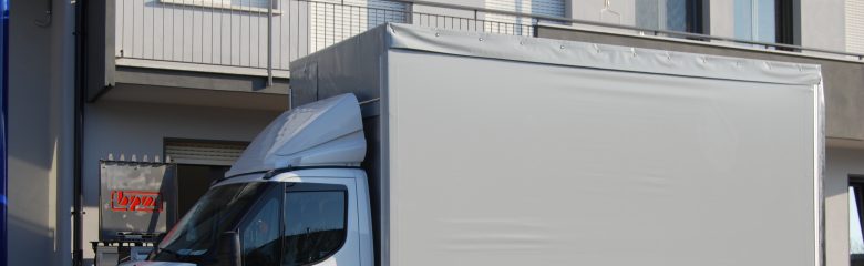 CASSONE FISSO con CENTINA FISSA e SPONDA CARICATRICE su IVECO DAILY 35C16