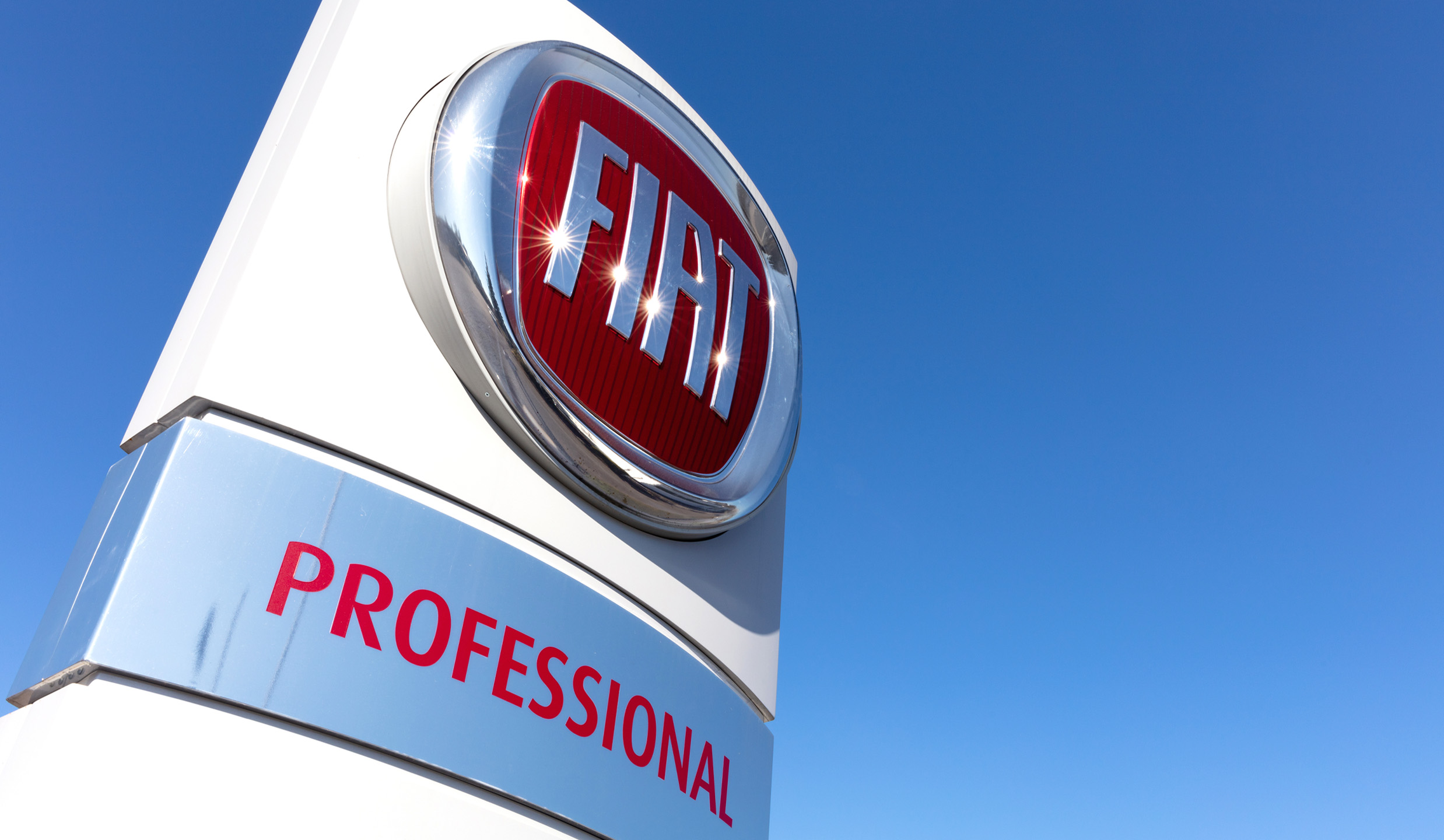 Nuova gamma veicoli Fiat Professional: torna il Fiat Professional Scudo, disponibile anche in versione 100% elettrica